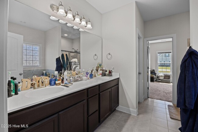 Building Photo - 1009 Kingfish Way