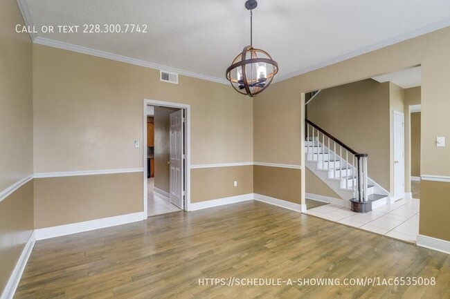 Building Photo - 2073 Stone Bridge Dr