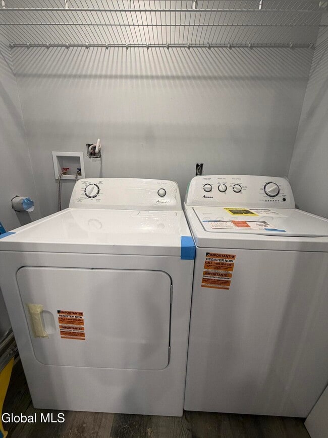 Building Photo - 1804 3rd Ave