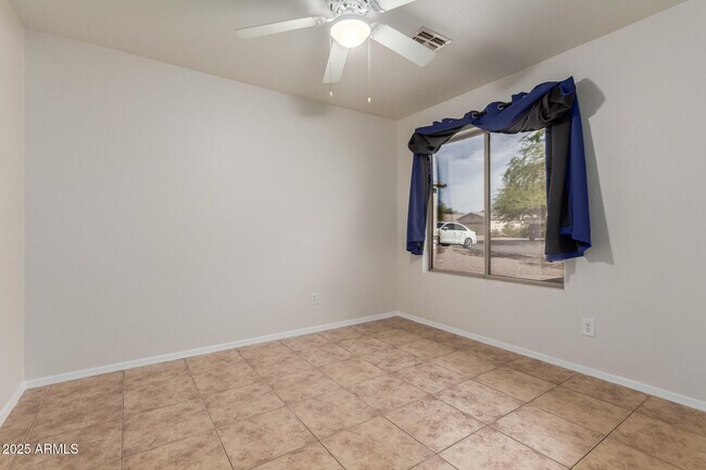 Building Photo - 6932 S Russet Sky Way