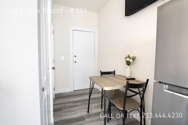 Building Photo - 440 E 27th St