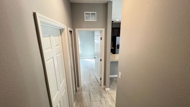Building Photo - GORGEOUS Bedroom, 2 Bathroom Home in Palm Bay!!
