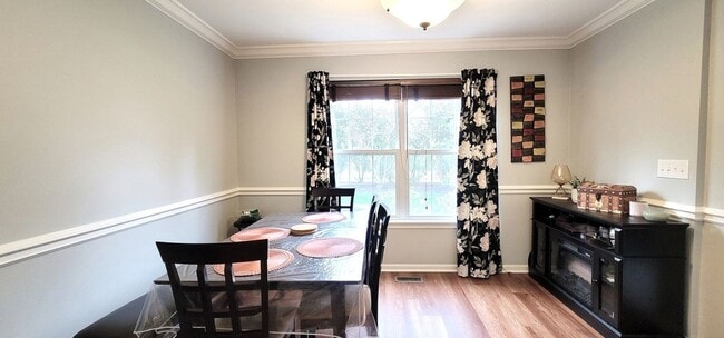 Building Photo - 10520 Wakefield Ln