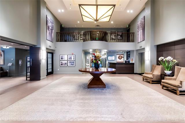 Building Photo - 330 E Las Colinas Blvd
