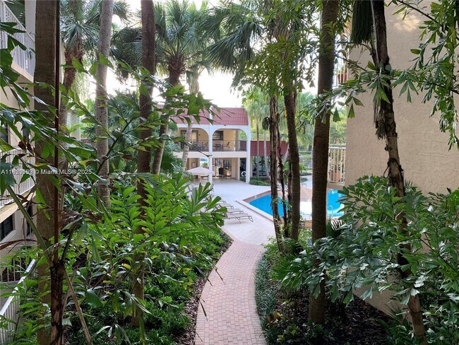 Building Photo - 9301 SW 92nd Ave