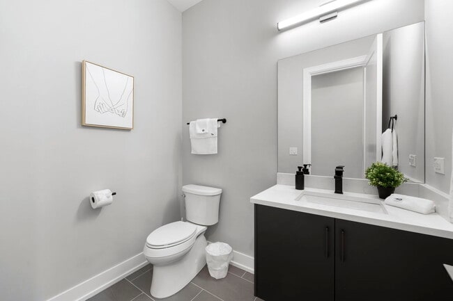 Building Photo - 1606 S Ashland Ave