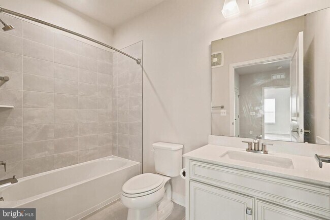 Building Photo - 4399 Peach Lily Ln