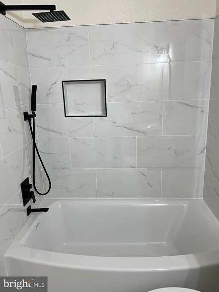 Building Photo - 83 Wenner Dr