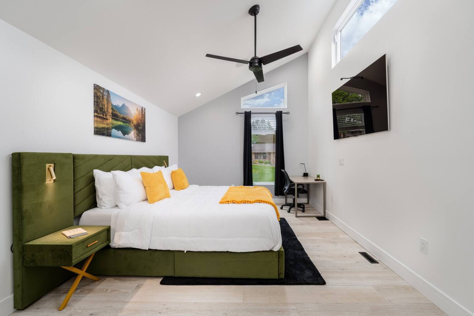 Building Photo - 4016 Eaton Dr