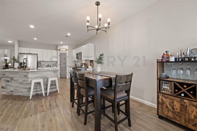 Building Photo - Well Maintained 4/2/2 in Great North Fort ...
