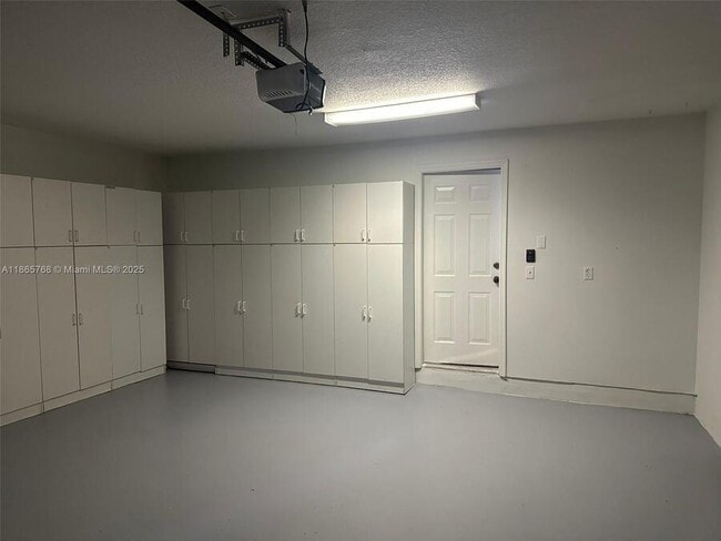 Building Photo - 5120 SW 159th Ave