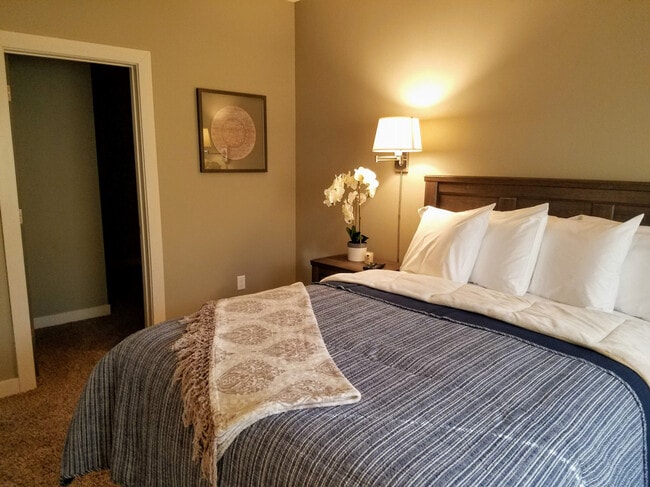 Building Photo - 1331 Winona Ct