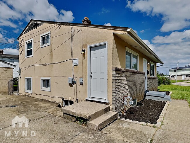 Building Photo - 4140 Dixie Ct