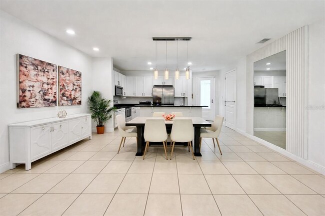 Building Photo - 8458 Kelsall Dr