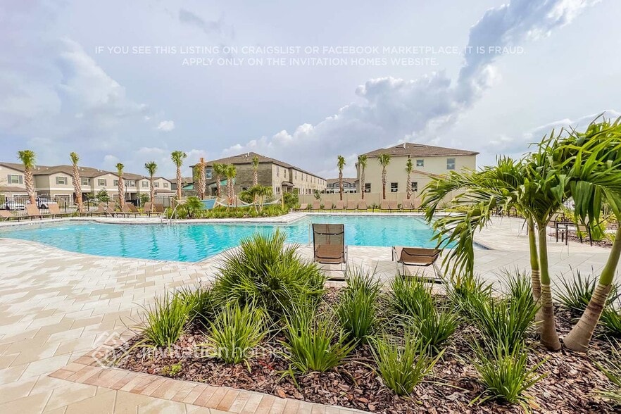 Building Photo - 3087 Bryant Park Dr