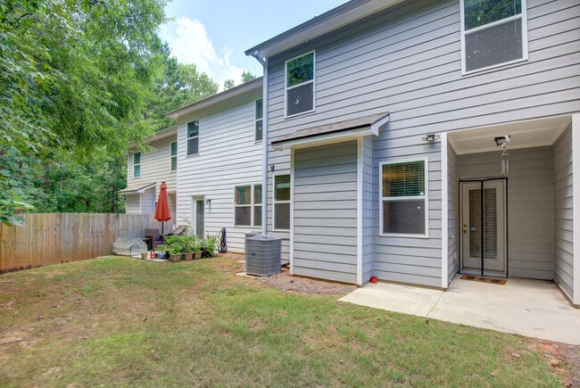 Building Photo - 44 Chastain Cir