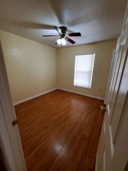 Building Photo - 1022 Church St