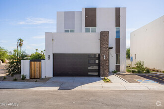 Building Photo - 6610 N 16th St