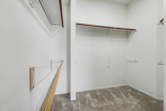 Building Photo - 5506 San Marino Dr