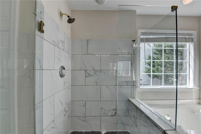 Building Photo - 100 Hawnley Trace