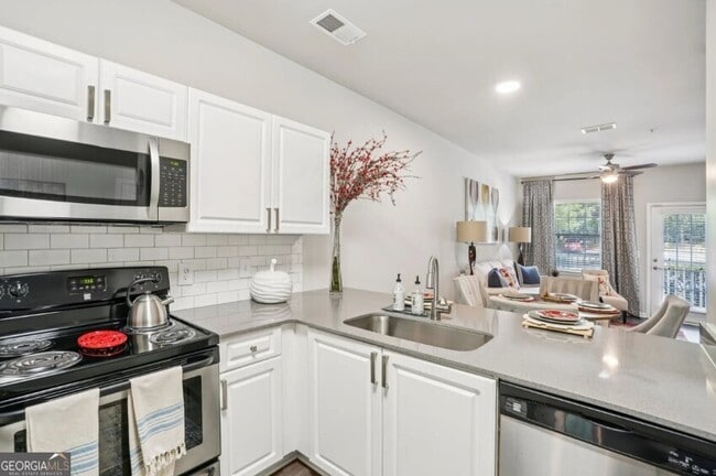 Building Photo - 405 Philip Blvd