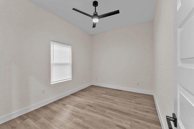 Building Photo - All Units Are Available With Brandnew Full Appliance Package