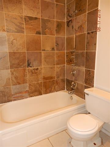 Building Photo - 1925 Coleta Pl