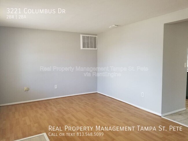 Building Photo - 3221 Columbus Dr