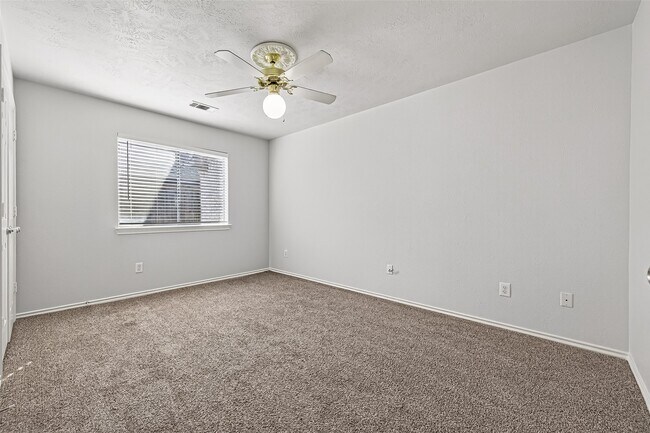 Building Photo - 3314 Zubin Ln