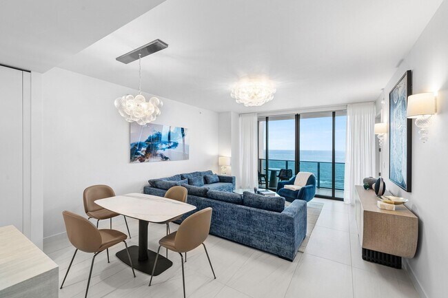 Building Photo - 900 N Ocean Blvd