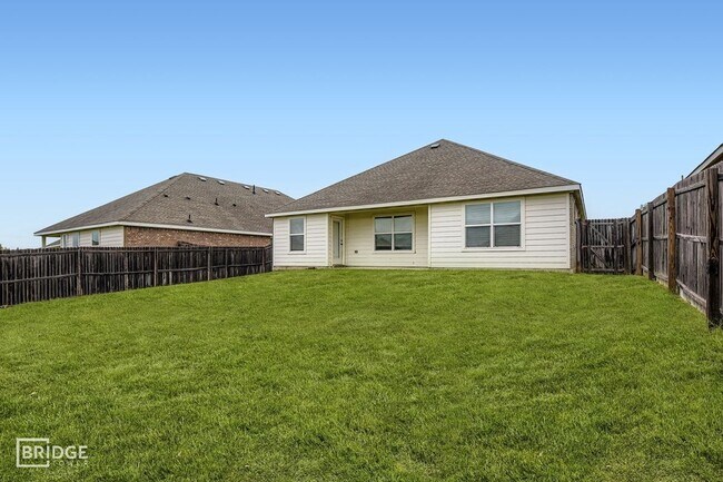Building Photo - 6132 True Vine Rd