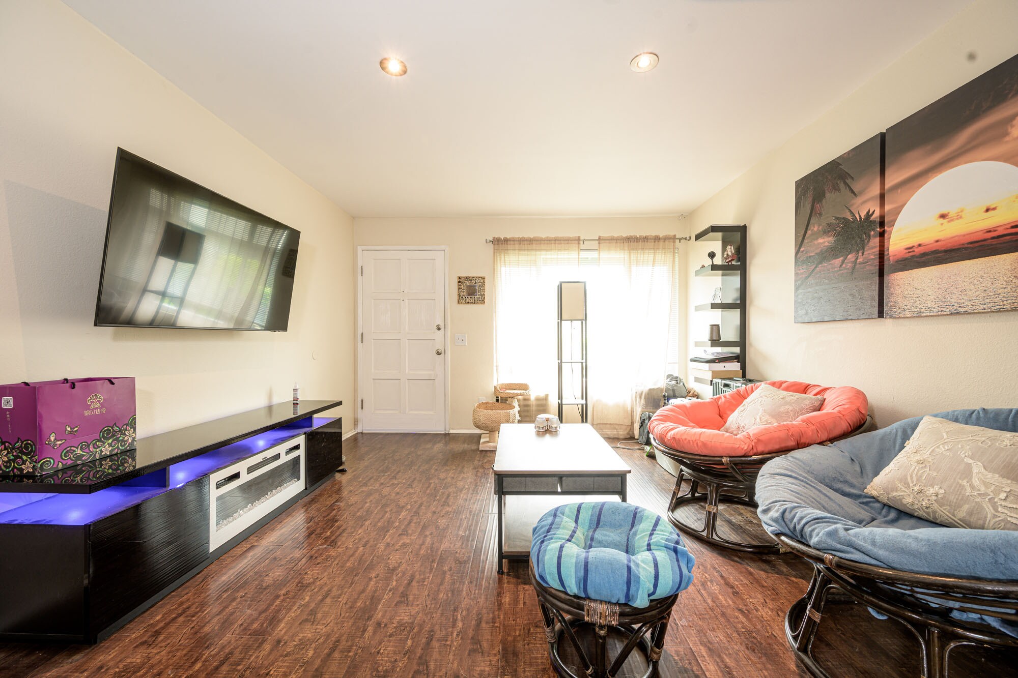 Building Photo - 7100 Cerritos Ave