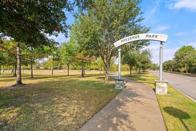 Building Photo - 17533 Rosette Grass Dr