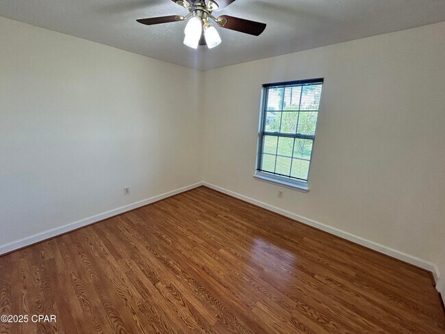 Building Photo - 5430 Olympia Dr