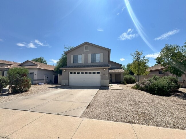 Building Photo - ASHLEY HEIGHTS 3 BEDROOM WITH HUGE BACKYARD