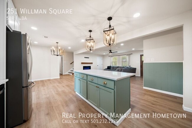 Building Photo - 251 Willman Square