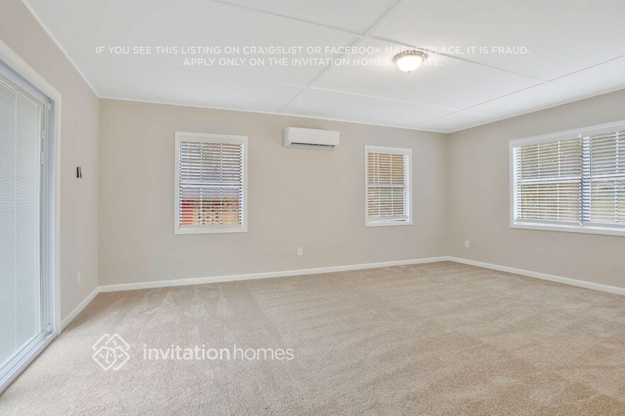 Building Photo - 180 Wendell Dr SE