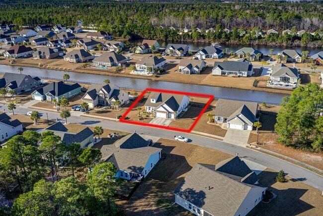 Building Photo - 1208 Ficus Dr