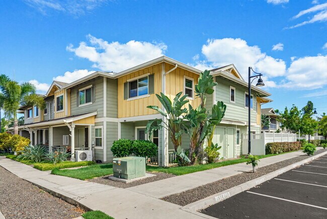 Building Photo - 801 Kakala St