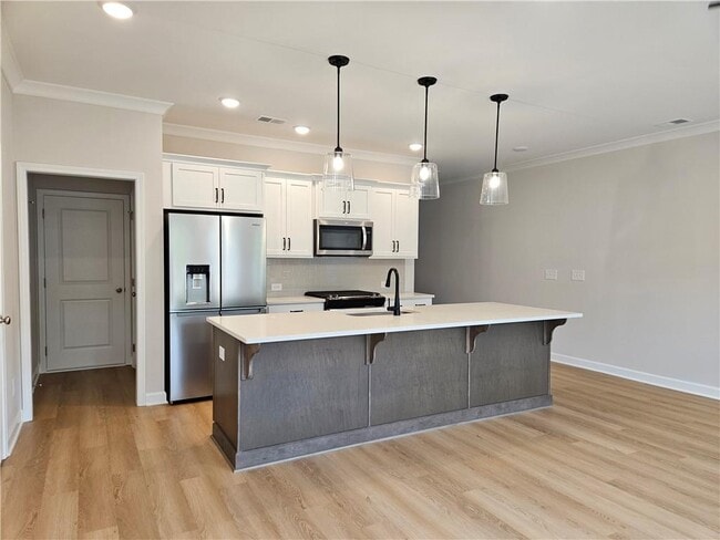 Building Photo - 125 Priestwood Ln