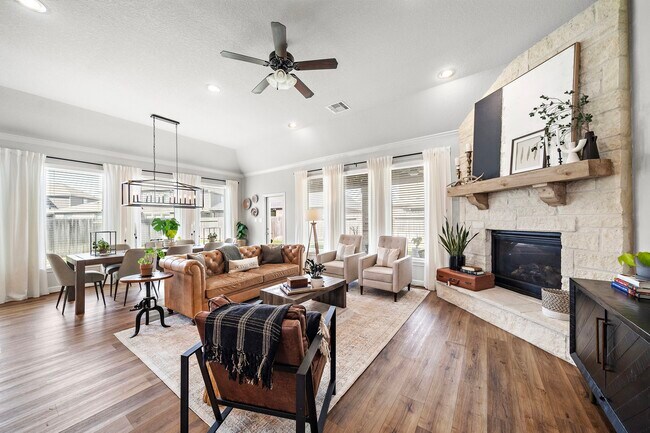 Building Photo - 19103 Heather Downs Ct