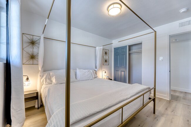 Building Photo - 1212 S 7th St