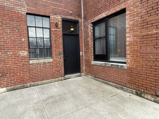 Building Photo - Culpeper Lofts - Building B