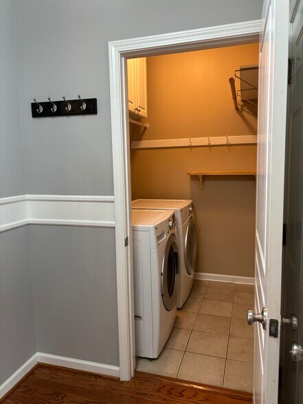 Building Photo - 2532 Asher View Ct