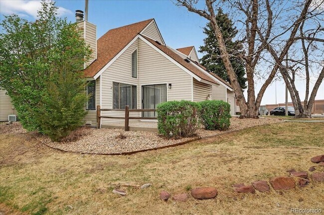 Building Photo - 2499 S Xanadu Way