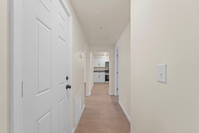 Building Photo - 2616 Shawhan Ave