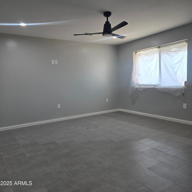 Building Photo - 18441 N 31st Ave