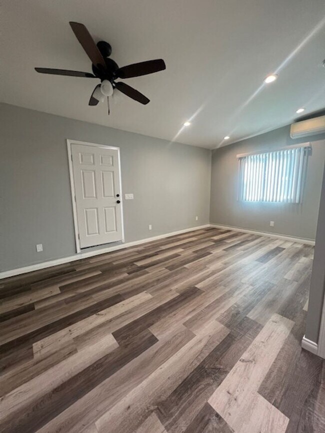 Building Photo - Beautiful, Single ADU located in Reseda! Ready for Move-In!