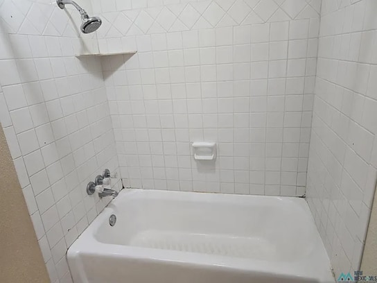 Building Photo - 906 Pearson Dr