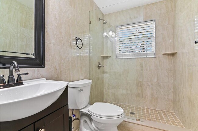 Building Photo - 10349 Cypress Isle Ct